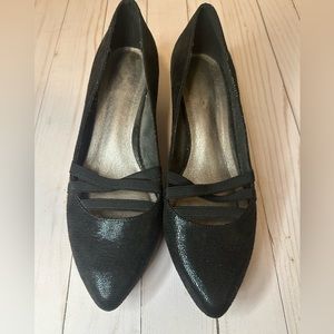 Kim Rogers pointed toe black sparkle pump size 9 w/2 inch heel. Only worn once.